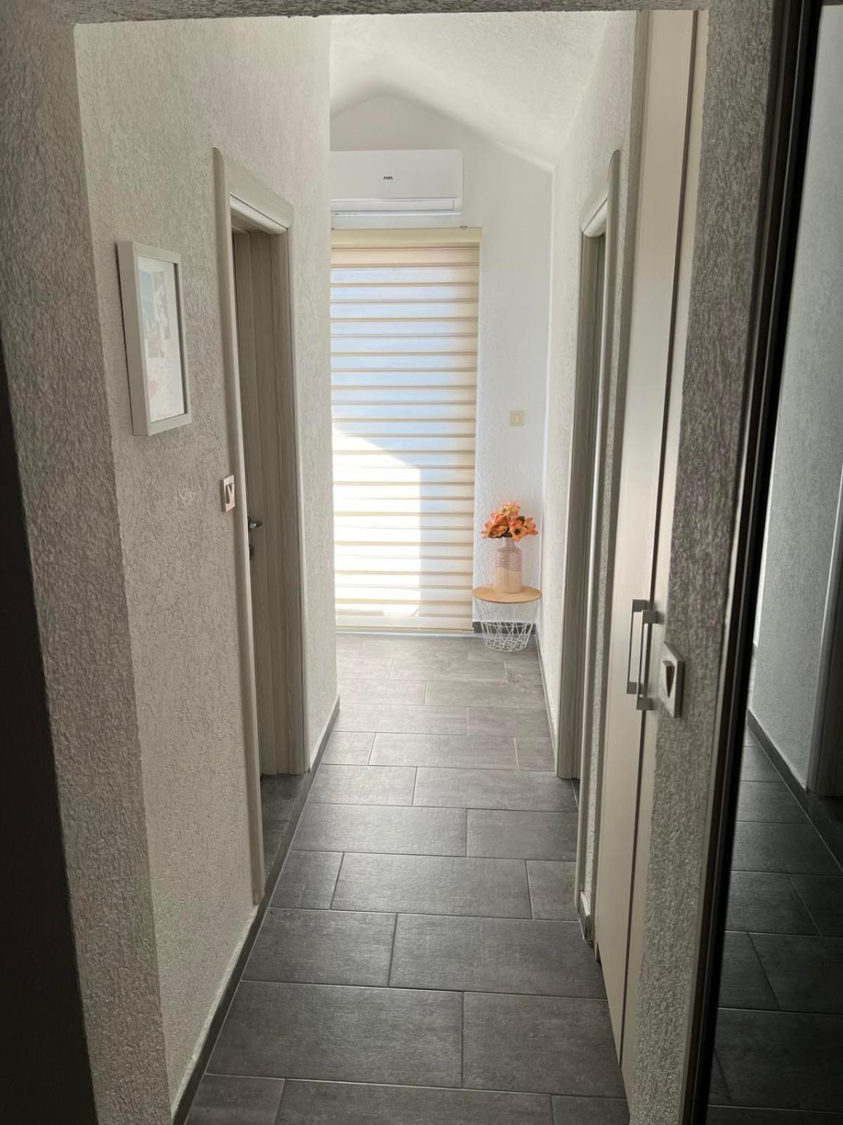בודווה Studios Merdovic חדר תמונה
